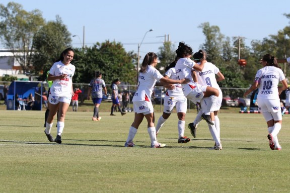 Club Nacional Py on X: 🎊 Saludamos al club Cerro Porteño